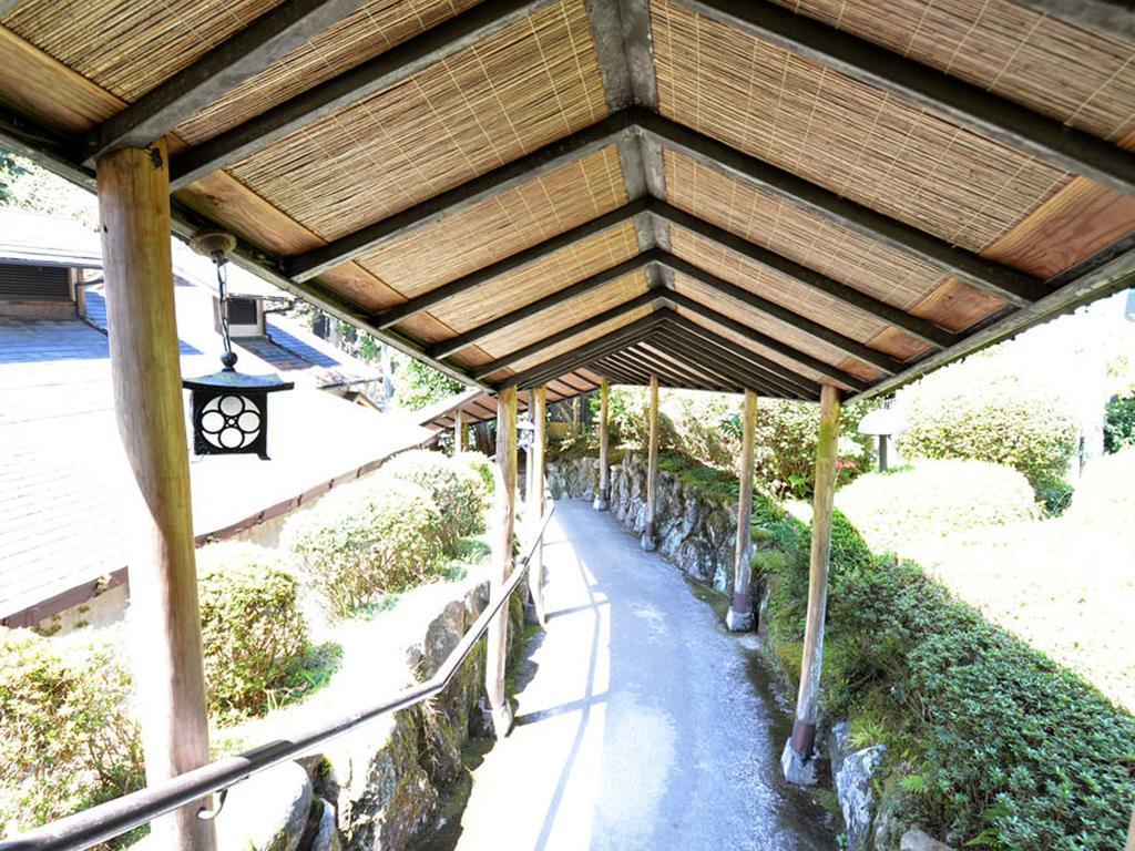 Hôtel Akame Onsen Yamanoyu Yumoto Akame Sansuien à Nabari Extérieur photo