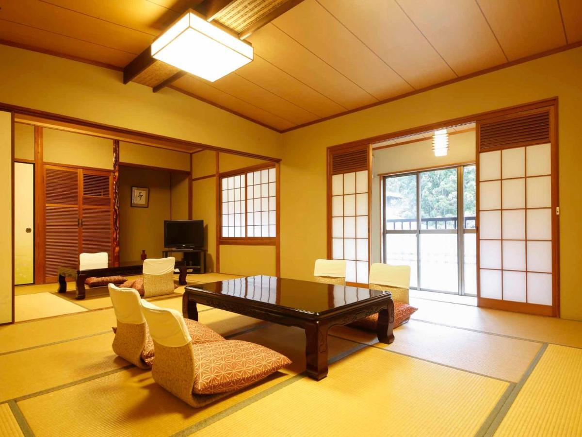 Hôtel Akame Onsen Yamanoyu Yumoto Akame Sansuien à Nabari Extérieur photo